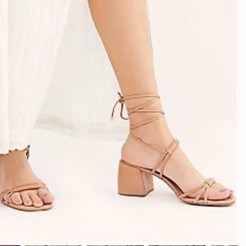 Anthropologie x Vicenza Love Struck Square Toe Wrap Heels Sandals size 11